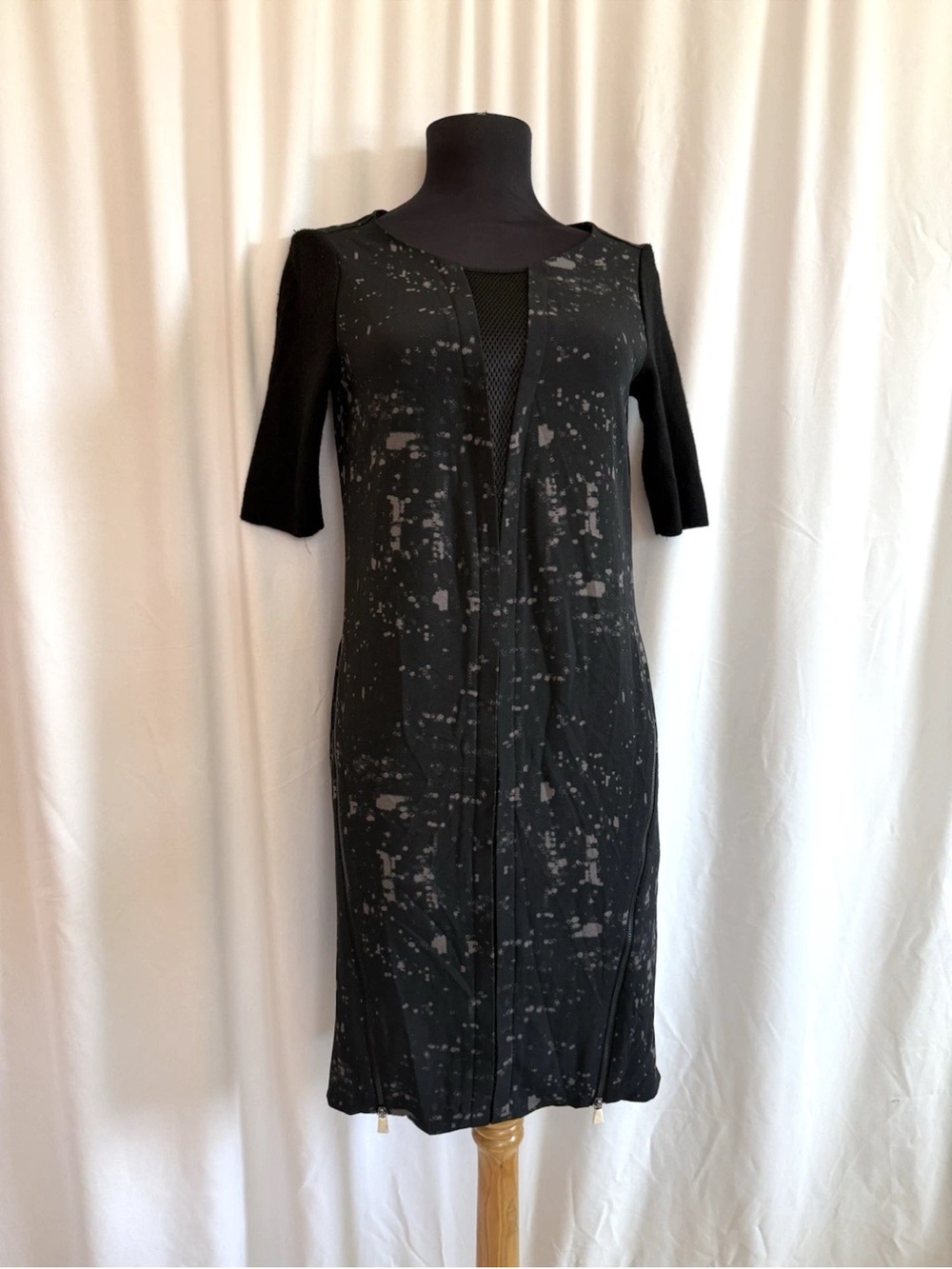 Elie Tahari for Design Nation Mesh Inset Black Gray Shift Dress Sz Extra Small